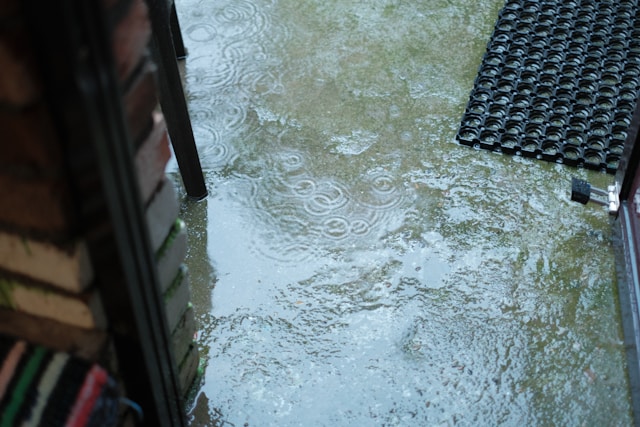 Water Damage Restoration Done Right: The Alladin Approach to 24/7 Emergency Flood Response