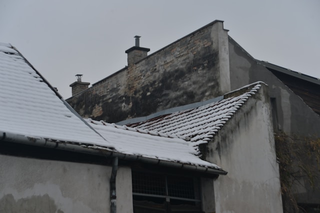 Fire and Smoke Damage Restoration: How Professionals Restore Homes After a Fire