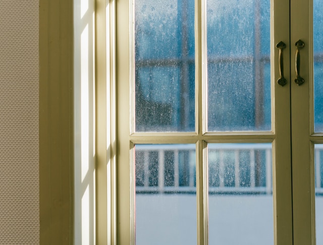 The Complete Guide to Water Damage Restoration: Assessment, Extraction, Drying, Mold Prevention, and Recovery